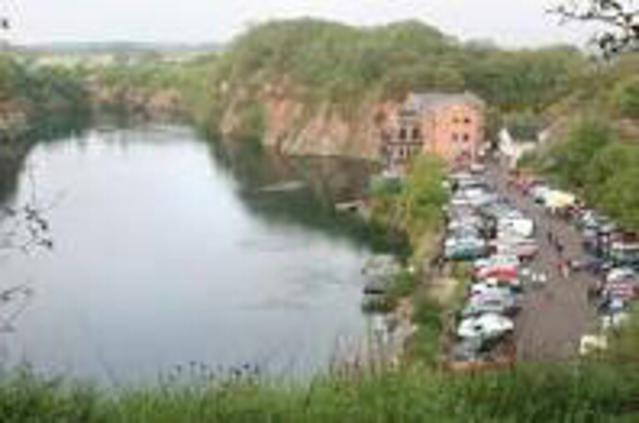 The Dive School At Stoney Cove - Dive Center in United Kingdom