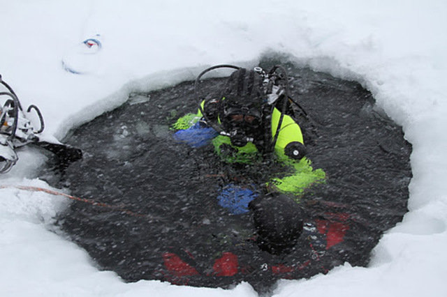 Tignes Ice Diving School - Dive Center