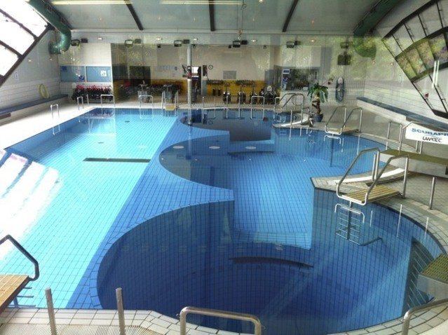 UCPA - Dive Center