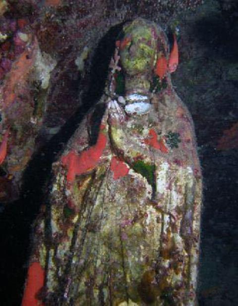 Neptunes Diving - Dive Center