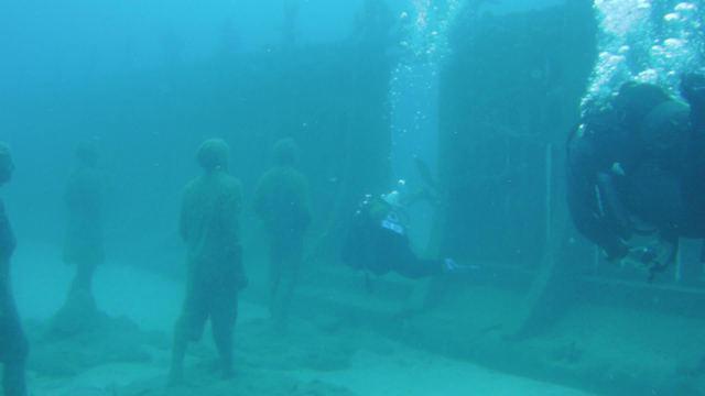 Dive College Lanzarote - Dive Center in United States